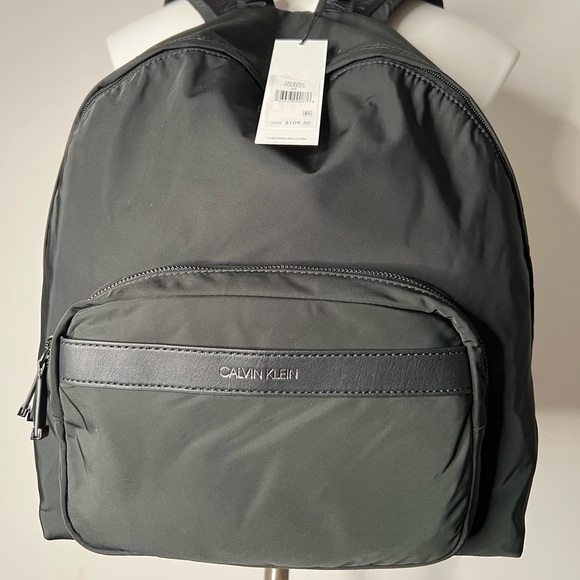 Calvin Klein - Picture 1 of 12